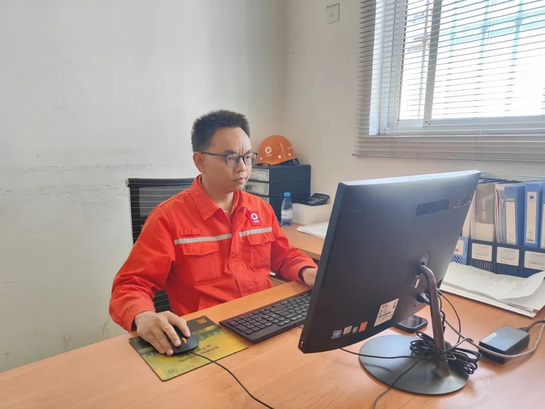 		中央企业劳动模范 | 扎根非洲最美建材人——赞比亚工业园陈立新_人物_CA88集团有限公司	