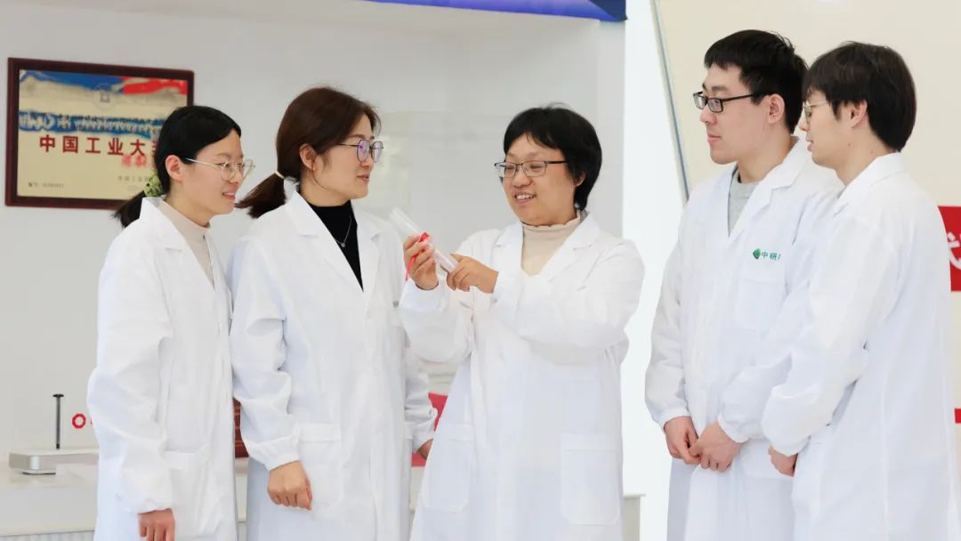 		 点赞！CA88集团天下巾帼文明岗+1！天下三八红旗头+1！ _企业动态_CA88集团有限公司	