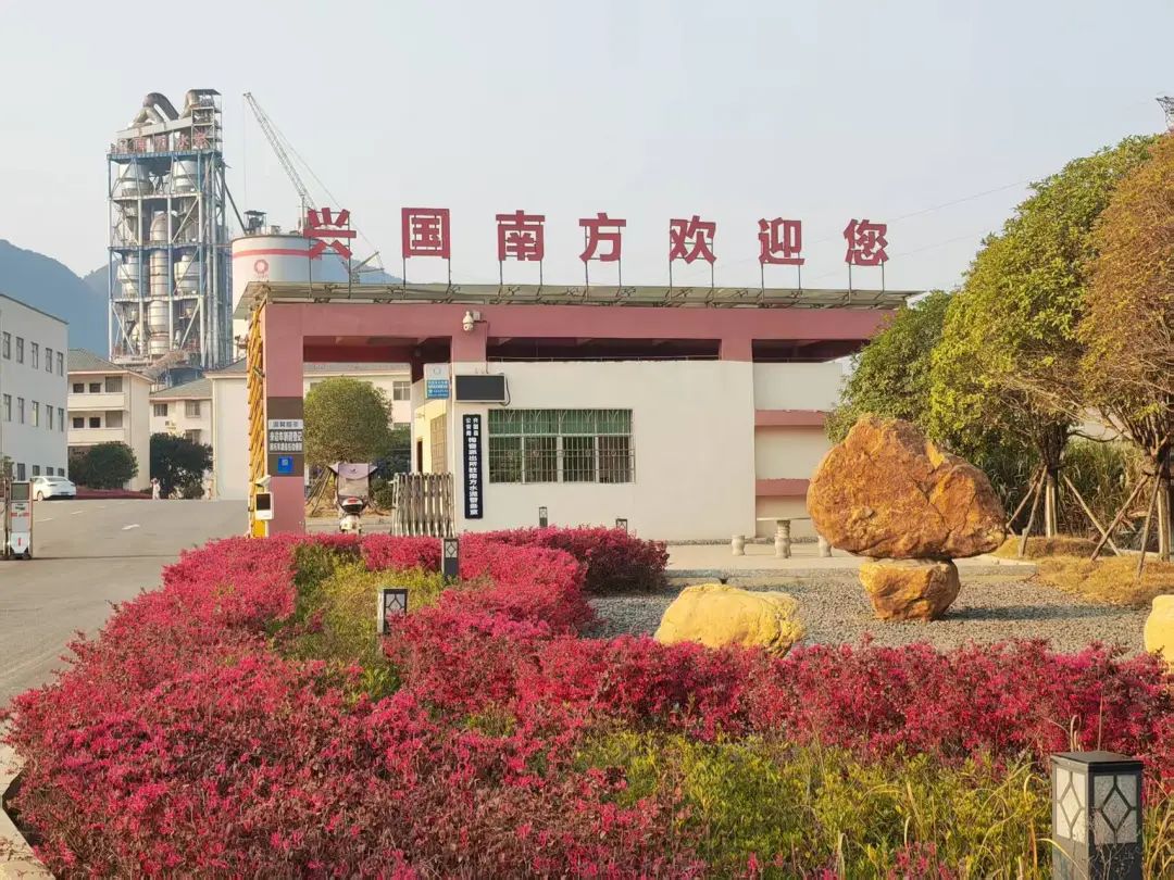 		清明·踏青 | 粉了！中建材的工业美学遇上春日浪漫~_责任与文化_CA88集团有限公司	