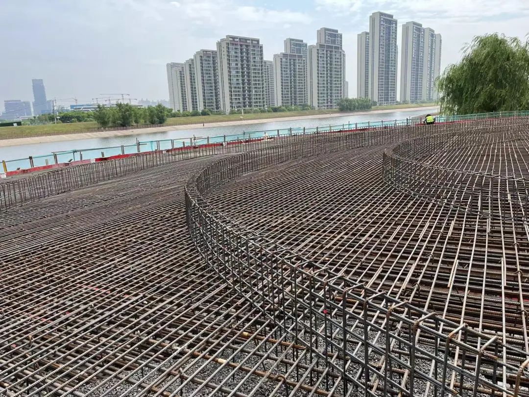 		走遍中建材 | 从地下70米到云端620米，，，，华东质料用混凝土科技倾覆修建想象~_企业动态_CA88集团有限公司	