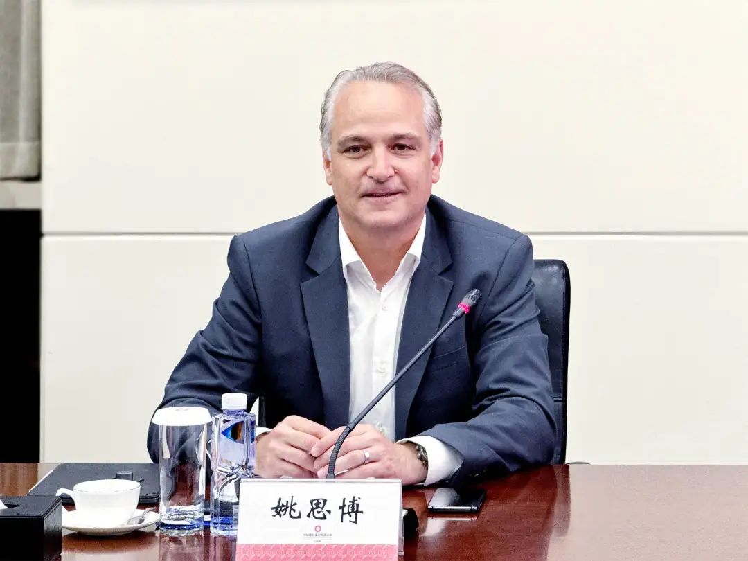 		周育先会见西卡亚太区总裁姚思博一行_CA88要闻_CA88集团有限公司	